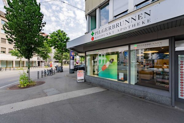 Pilgerbrunnen Rotpunkt Apotheke Zürich